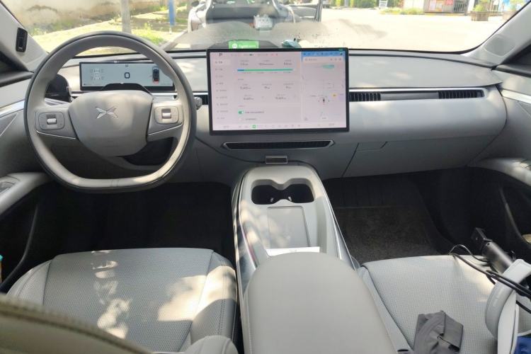 Used XPeng MONA M03 2025 502 Long-Range Max Center Console