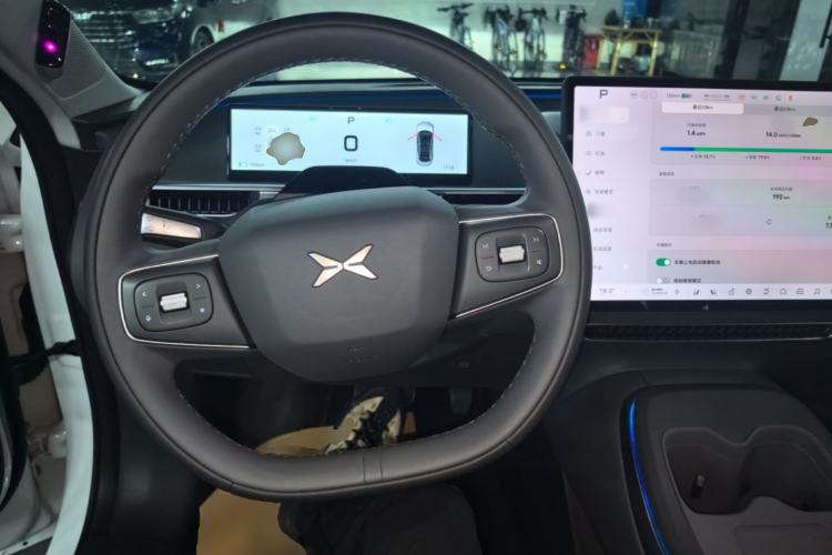 Used XPeng MONA M03 2025 600 with Ultra-Long Range Max Center Console