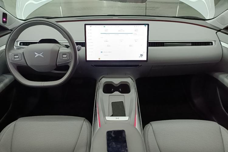 Used XPeng MONA M03 2025 600 with Ultra-Long Range Max Center Console