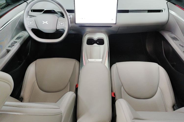 Used XPeng MONA M03 2025 600 with Ultra-Long Range Max Center Console