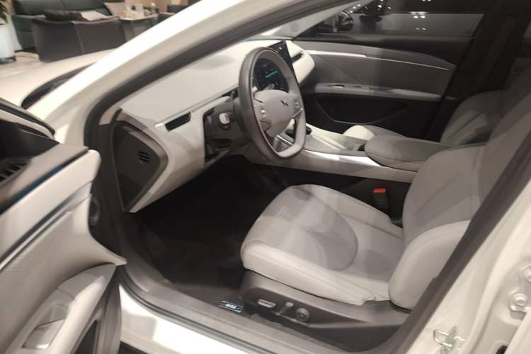 Used XPeng MONA M03 2025 600 with Ultra-Long Range Max Driver Seat
