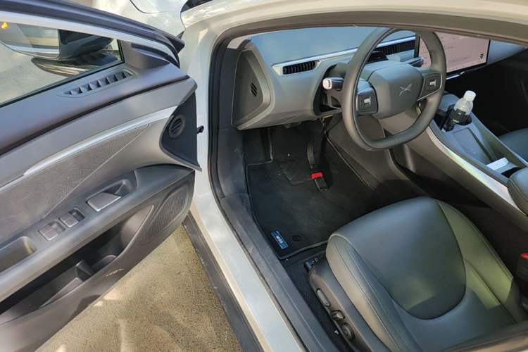 Used XPeng MONA M03 2025 600 with Ultra-Long Range Max Driver Seat