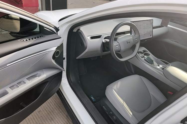 Used XPeng MONA M03 2025 600 with Ultra-Long Range Max Driver Seat