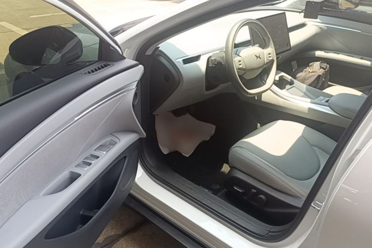 Used XPeng MONA M03 2025 600 with Ultra-Long Range Max Driver Seat