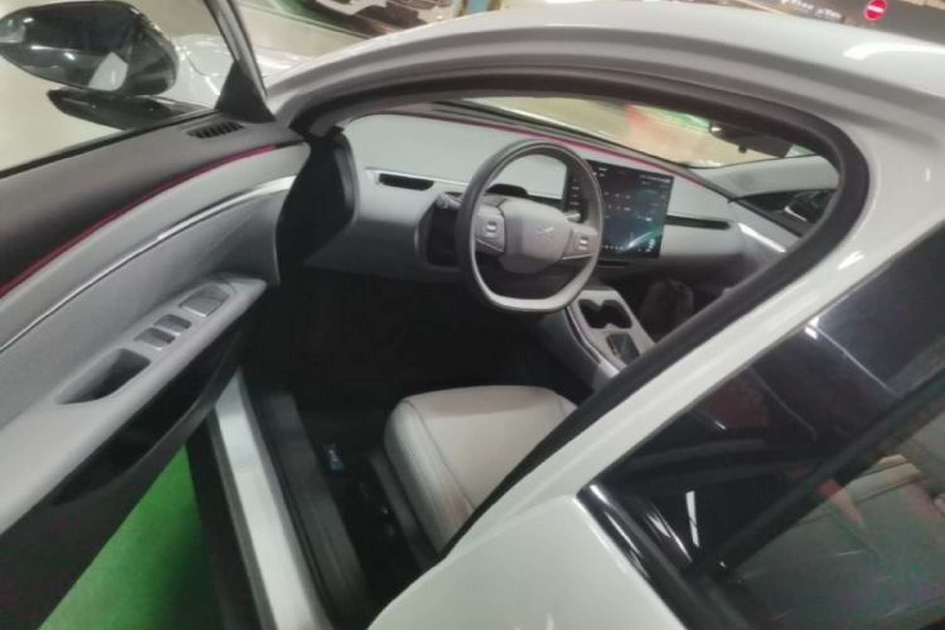 Used XPeng MONA M03 2025 600 with Ultra-Long Range Max Driver Seat