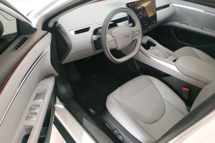 Used XPeng MONA M03 2025 600 with Ultra-Long Range Max Driver Seat