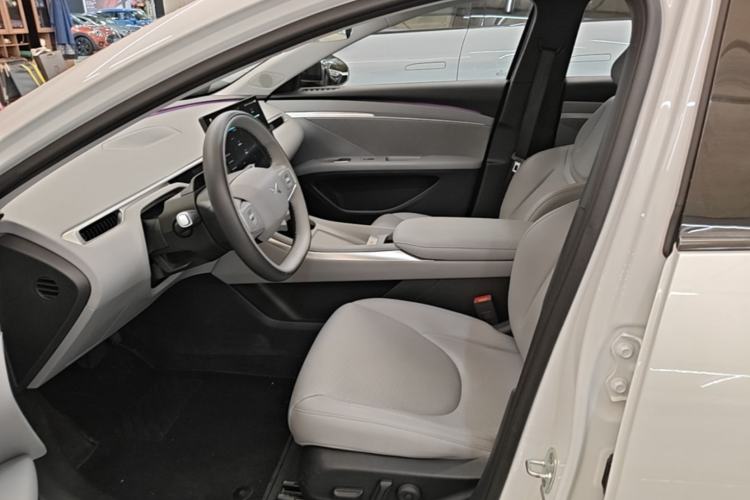 Used XPeng MONA M03 2025 600 with Ultra-Long Range Max Driver Seat