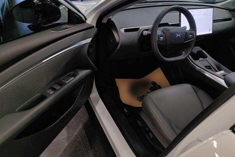 Used XPeng MONA M03 2025 600 with Ultra-Long Range Max Driver Seat