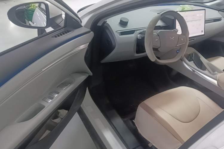 Used XPeng MONA M03 2025 620 Ultra-Long Range Plus Driver Seat