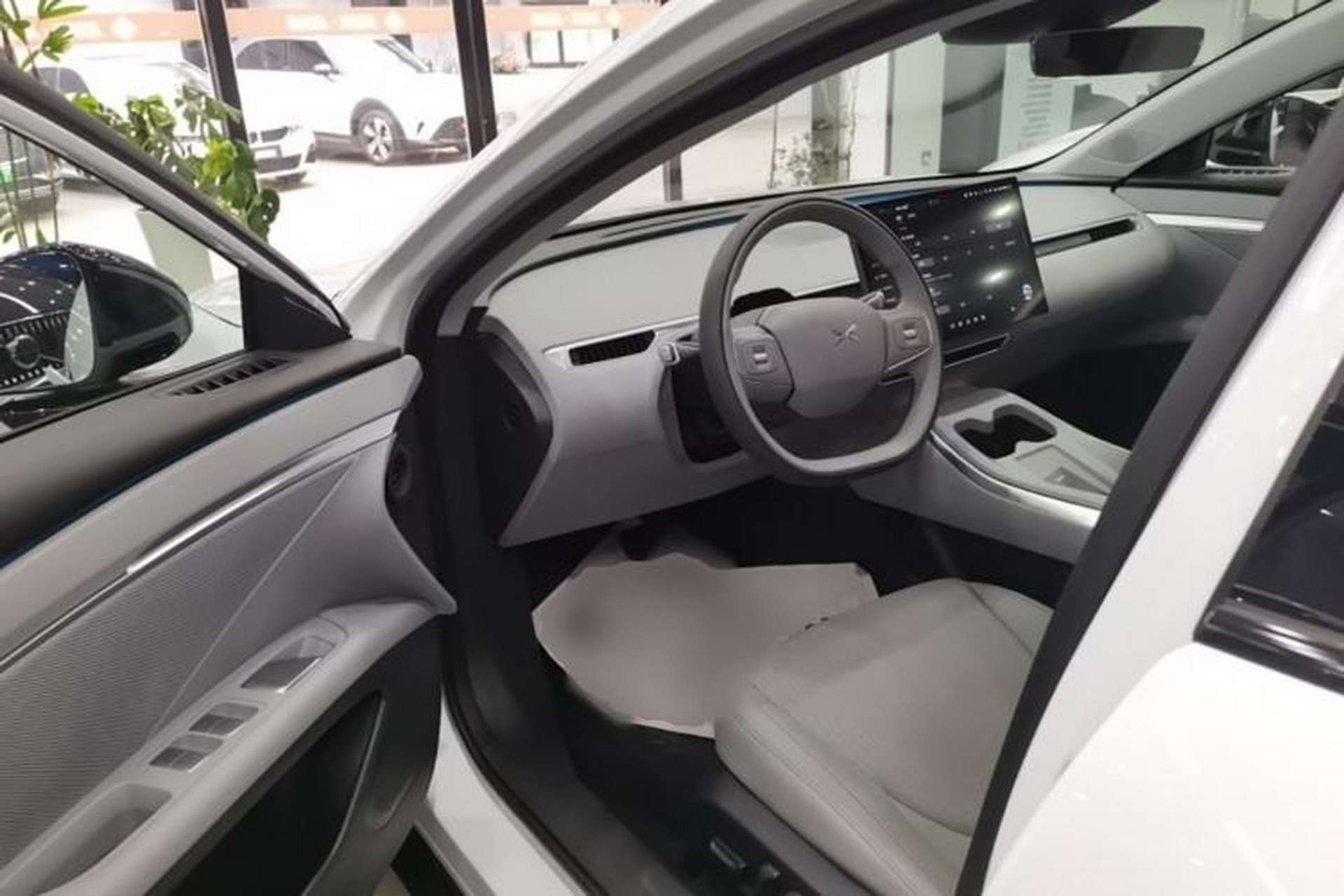 Used XPeng MONA M03 2025 600 with Ultra-Long Range Max Driver Seat