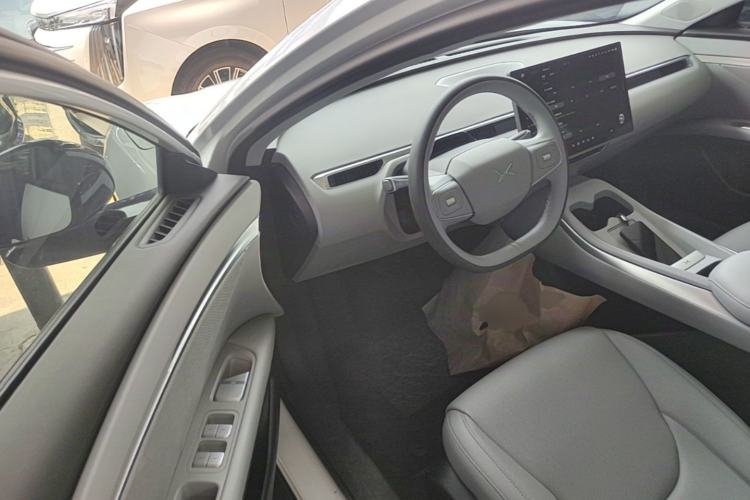 Used XPeng MONA M03 2025 600 with Ultra-Long Range Max Driver Seat