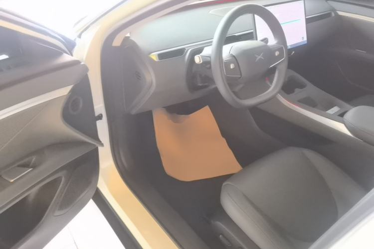 Used XPeng MONA M03 2025 620 Ultra-Long Range Plus Driver Seat