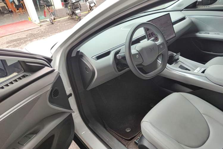 Used XPeng MONA M03 2025 515 Long-Range Plus Driver Seat