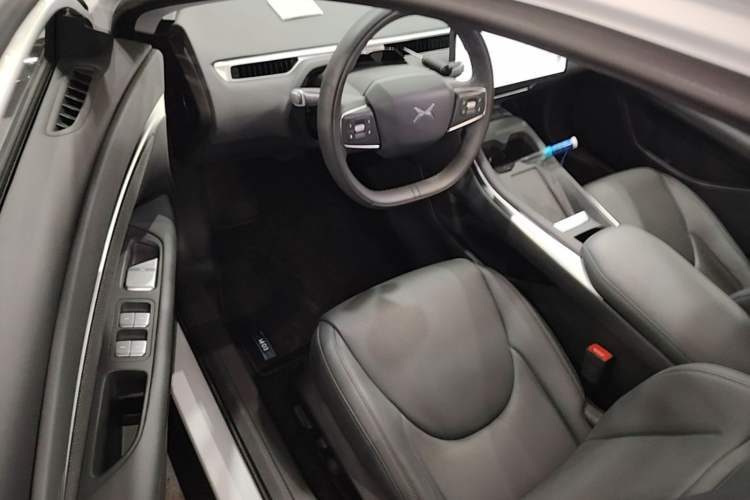 Used XPeng MONA M03 2025 600 with Ultra-Long Range Max Driver Seat