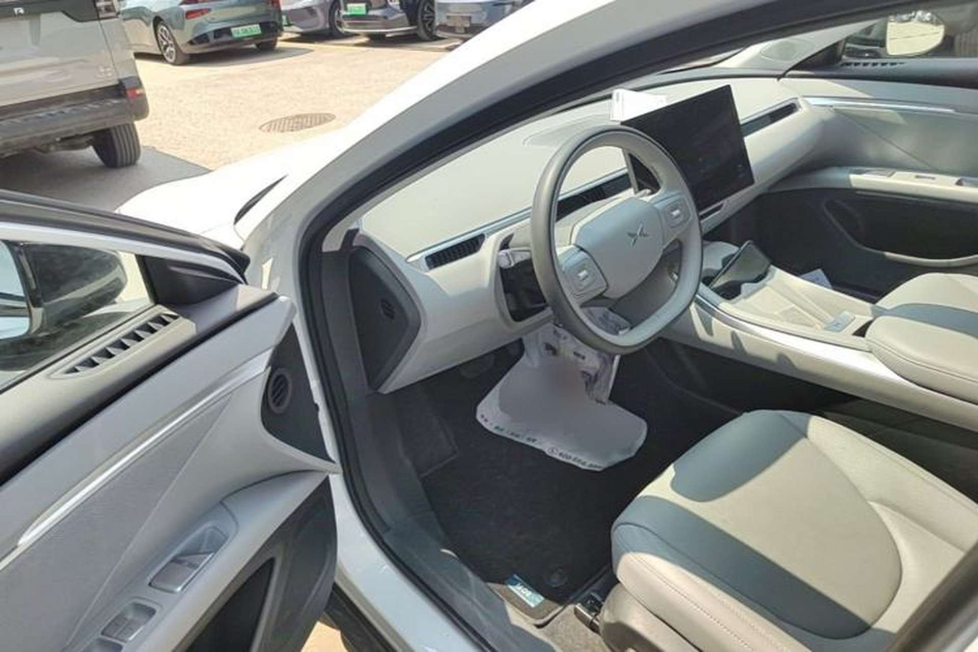 Used XPeng MONA M03 2025 600 with Ultra-Long Range Max Driver Seat