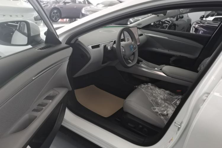 Used XPeng MONA M03 2025 515 Long-Range Plus Driver Seat