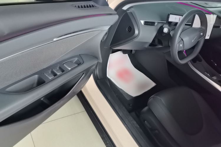 Used XPeng MONA M03 2025 620 Ultra-Long Range Plus Driver Seat