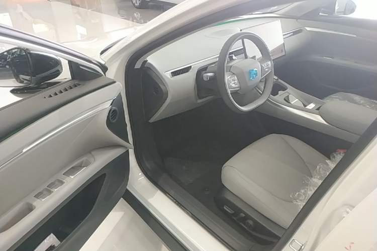 Used XPeng MONA M03 2025 502 Long-Range Max Driver Seat