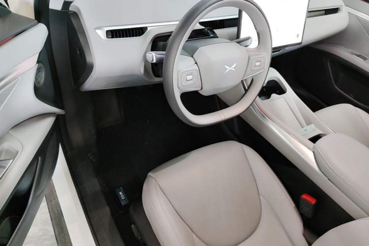 Used XPeng MONA M03 2025 600 with Ultra-Long Range Max Driver Seat