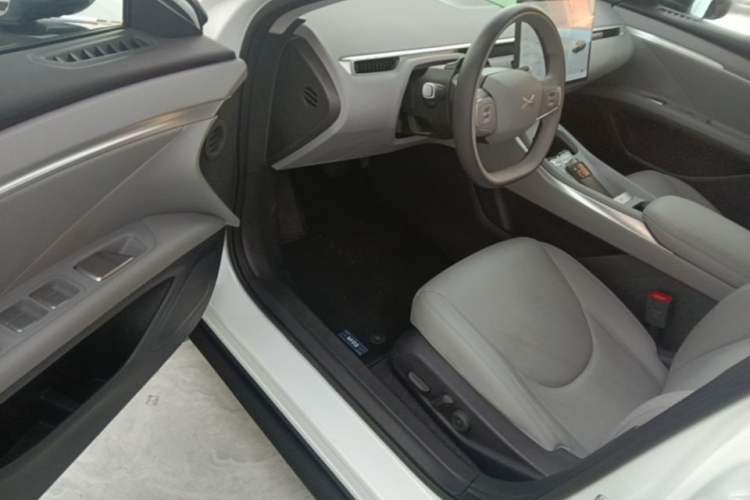 Used XPeng MONA M03 2025 600 with Ultra-Long Range Max Driver Seat