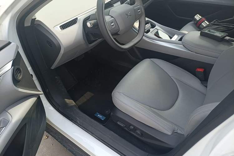 Used XPeng MONA M03 2025 600 with Ultra-Long Range Max Driver Seat