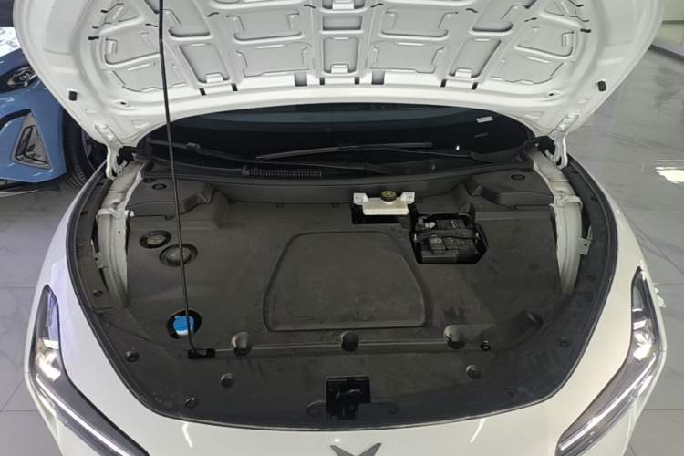 Used XPeng MONA M03 2025 600 with Ultra-Long Range Max Engine Bay