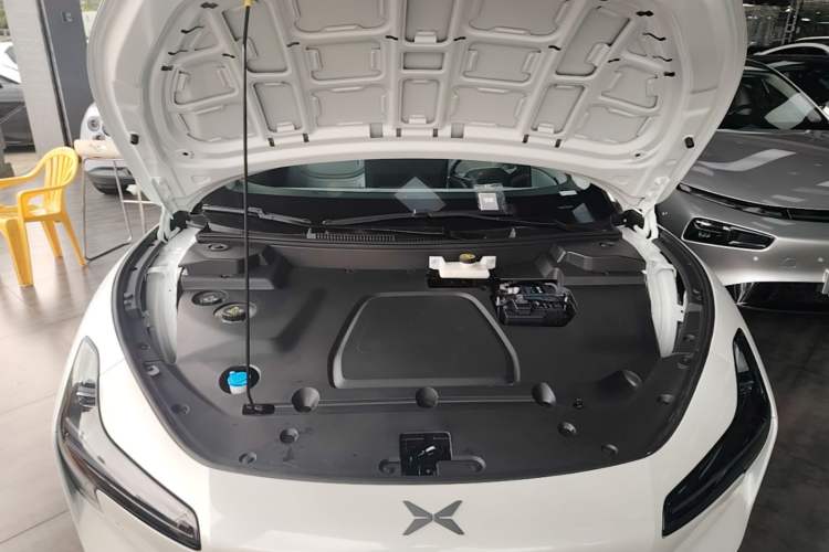Used XPeng MONA M03 2025 600 with Ultra-Long Range Max Engine Bay