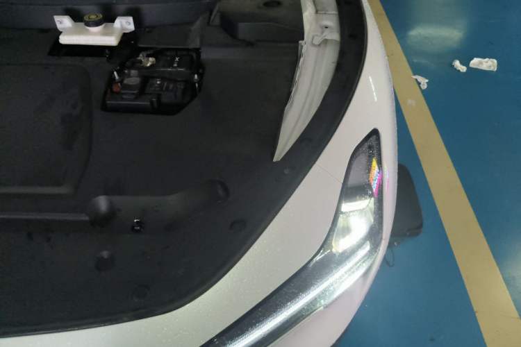 Used XPeng MONA M03 2025 600 with Ultra-Long Range Max Engine Bay Left