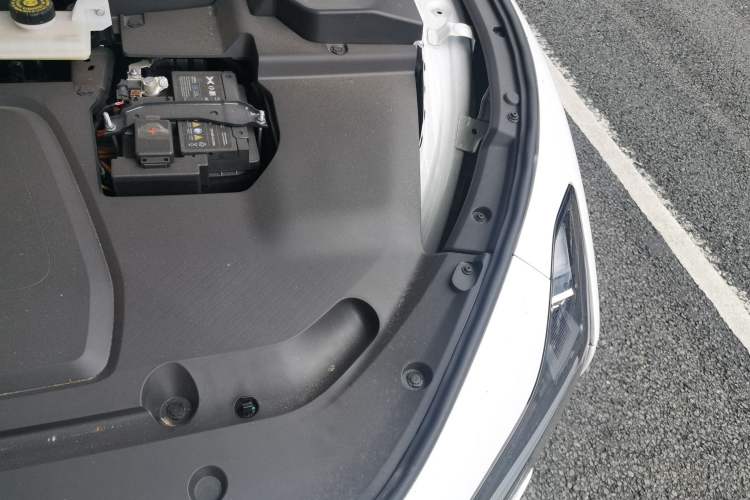 Used XPeng MONA M03 2025 620 Ultra-Long Range Plus Engine Bay Left