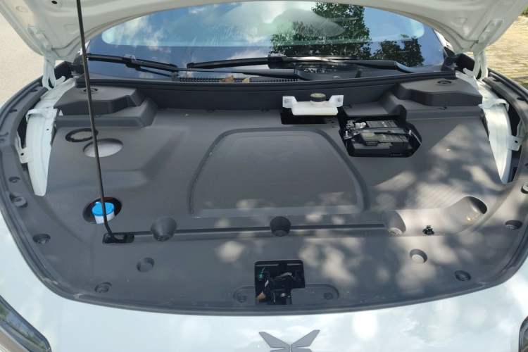 Used XPeng MONA M03 2025 502 Long-Range Max Engine Bay