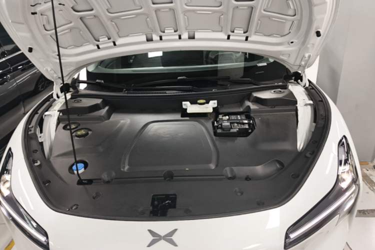 Used XPeng MONA M03 2025 600 with Ultra-Long Range Max Engine Bay