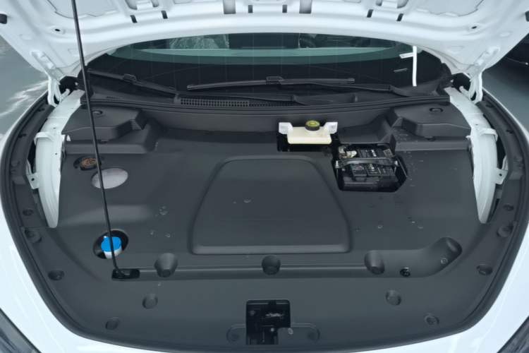 Used XPeng MONA M03 2025 515 Long-Range Plus Engine Bay