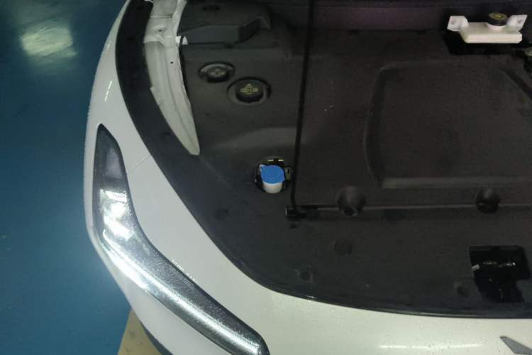Used XPeng MONA M03 2025 600 with Ultra-Long Range Max Engine Bay Right