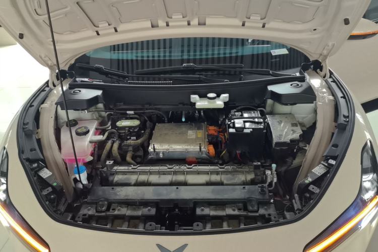 Used XPeng MONA M03 2025 620 Ultra-Long Range Plus Engine Bay