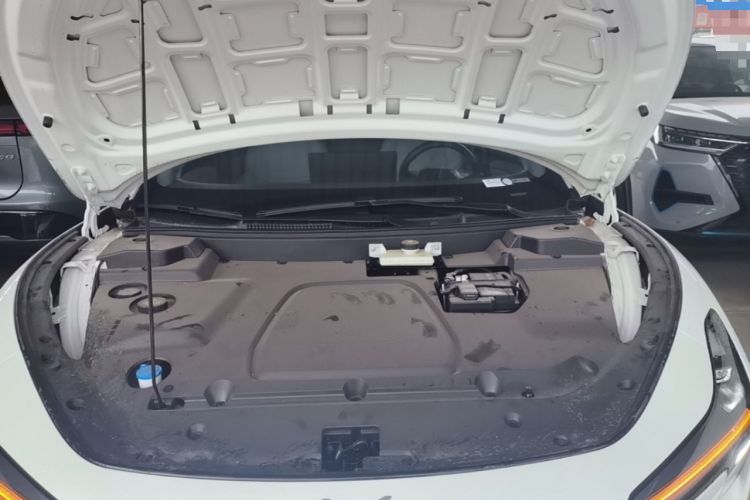 Used XPeng MONA M03 2025 600 with Ultra-Long Range Max Engine Bay