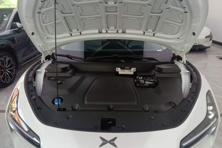 Used XPeng MONA M03 2025 600 with Ultra-Long Range Max Engine Bay
