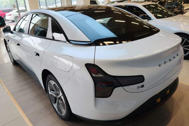 Used XPeng MONA M03 2025 515 Long-Range Plus Exterior 2