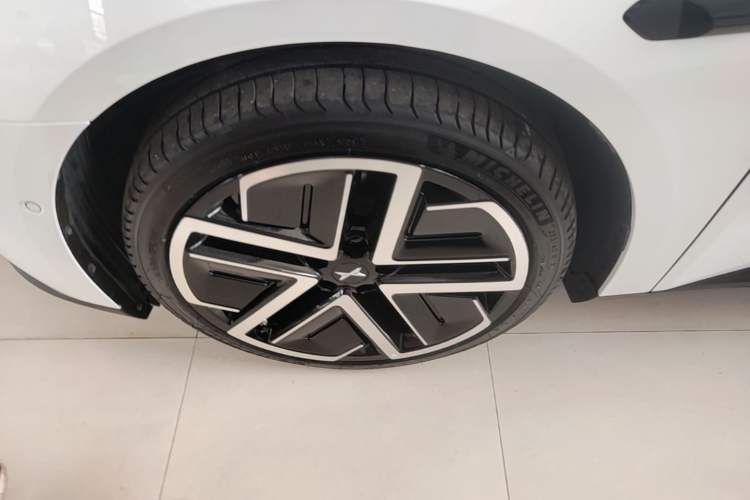 Used XPeng MONA M03 2025 600 with Ultra-Long Range Max Exterior 4