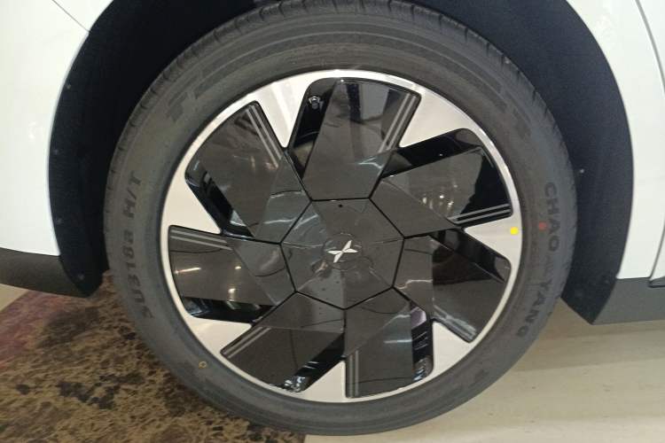 Used XPeng MONA M03 2025 502 Long-Range Max Exterior 5