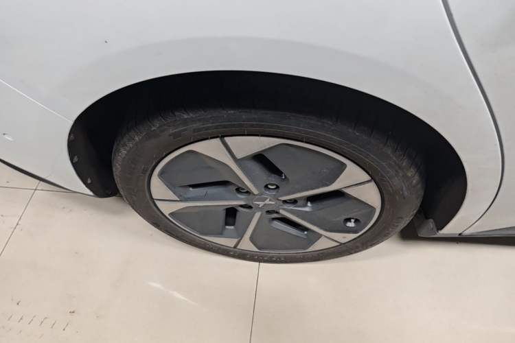 Used XPeng MONA M03 2025 515 Long-Range Plus Exterior 5