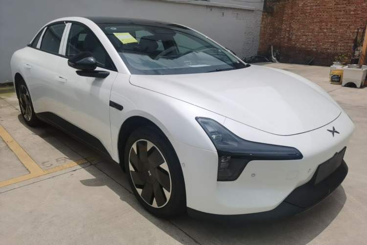 Used XPeng MONA M03 2025 502 Long-Range Max Front Right 45 Deg
