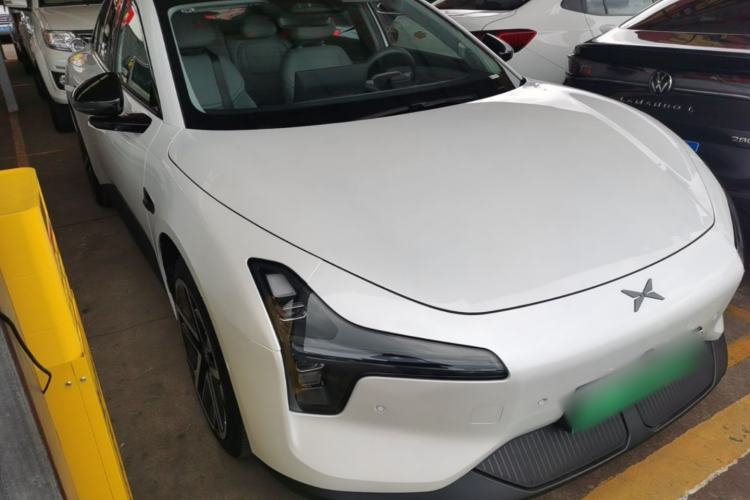 Used XPeng MONA M03 2025 600 with Ultra-Long Range Max Front Right 45 Deg