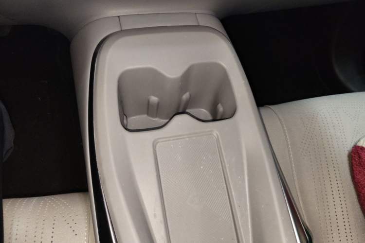Used XPeng MONA M03 2025 600 with Ultra-Long Range Max Gear Lever