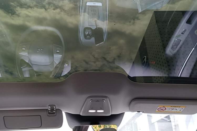 Used XPeng MONA M03 2025 600 with Ultra-Long Range Max Headliner