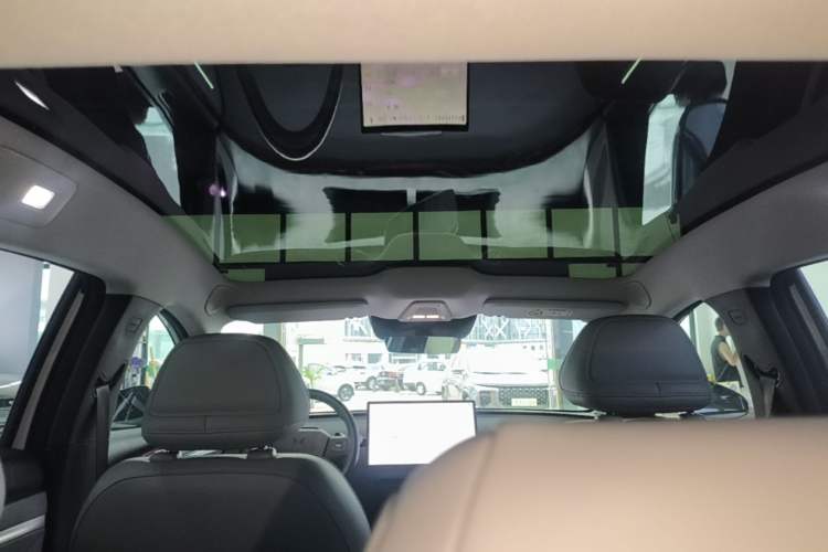 Used XPeng MONA M03 2025 600 with Ultra-Long Range Max Headliner
