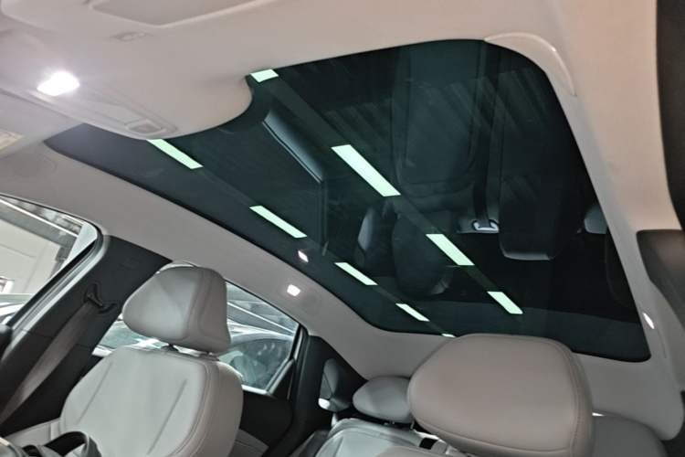 Used XPeng MONA M03 2025 600 with Ultra-Long Range Max Headliner