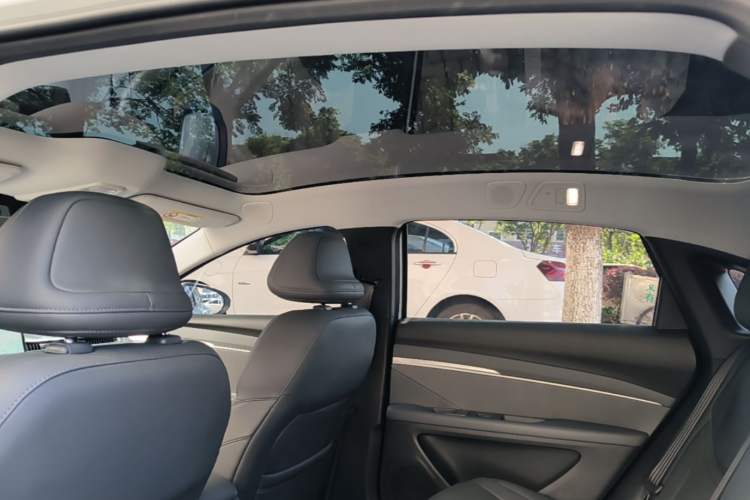 Used XPeng MONA M03 2025 620 Ultra-Long Range Plus Headliner