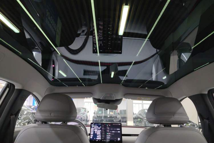 Used XPeng MONA M03 2025 600 with Ultra-Long Range Max Headliner