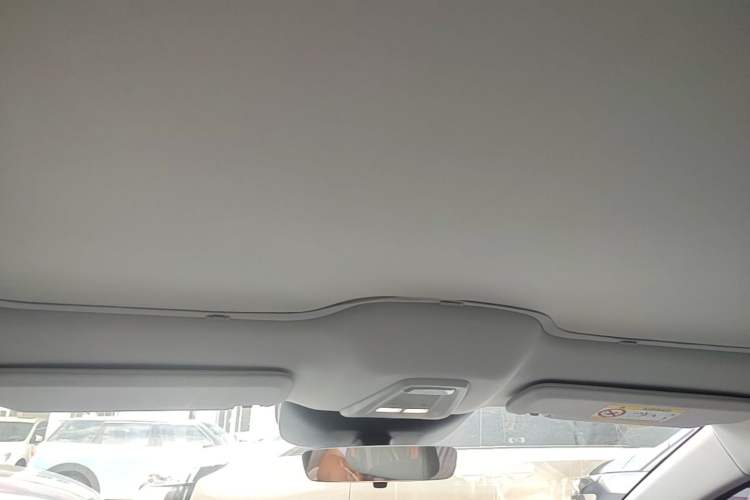 Used XPeng MONA M03 2025 600 with Ultra-Long Range Max Headliner