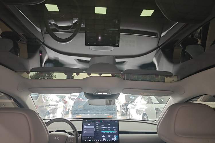 Used XPeng MONA M03 2025 600 with Ultra-Long Range Max Headliner